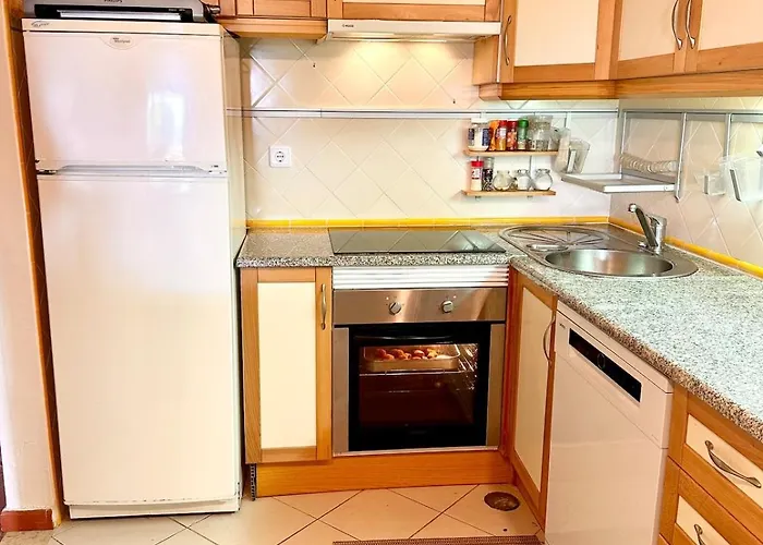 Casa Do Bruno - Moradia T3 Primeira Linha Ria Formosa De *