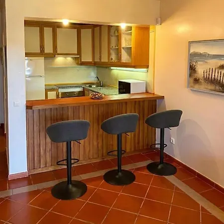 Solria - Moradia T3 Primeira Linha Ria Formosa De *